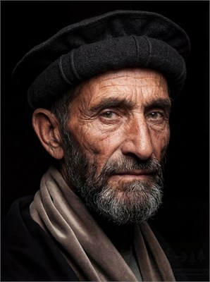 {{photo.Alt || photo.Description || 'Шапка Пуштунка'}}